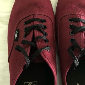 VANS- maroon